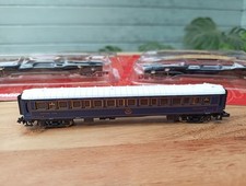 5x Personenwagen DeAgostinin Spur N