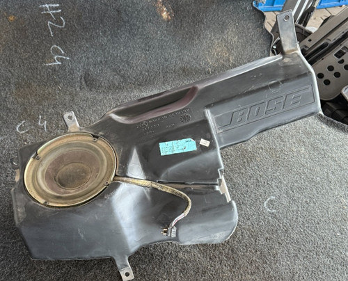 Mercedes w210 kombi subwoofer - ,
