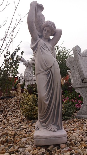 Steinfigur frau mit - "frau,