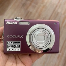 Nikon Coolpix S3000 12MP 4x