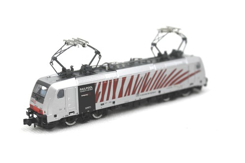 Minitrix t16874 lok br - t16874, n