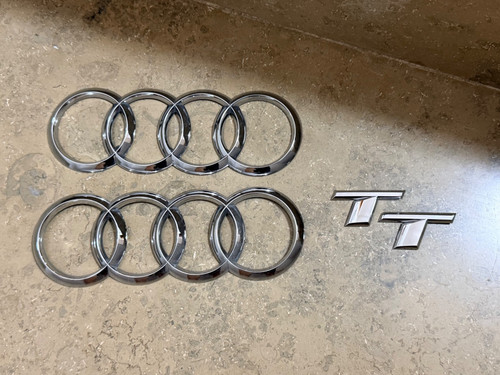 Audi 2023 motorhaube - 8s,