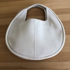 Tasche v. Taschendieb Wien, beige