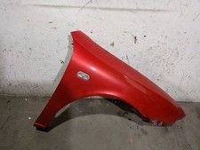 1M0821022 KOTFLÜGEL VORNE