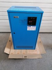 Stapler Ladegerät Hagen 48/55 400V REMA  160A Flach-Stecker MwSt. ausweis.