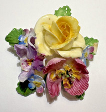 Crown Crafts Blumen Brosche