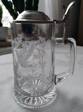 Bierkrug, Glas & Metalldeckel, Verzierungen auf dem Glaskörper,gut erhalten