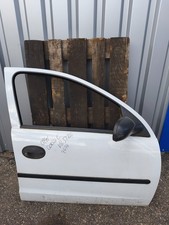 Opel Corsa C 5 Türer Tür Vorne Rechts Weiß Z474