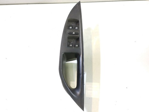 Fensterschalter vorne links - vorne, /