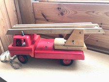 orig. DDR  Feuerwehr mit Drehleiter, für Bastler und Sammler