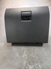chevrolet colorado glove box