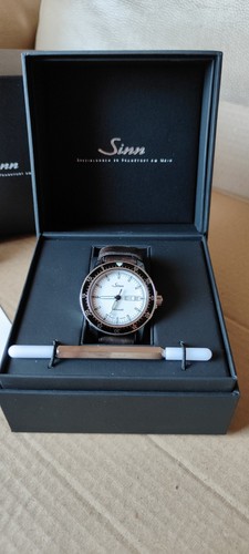 Sinn 104 full - sa, –