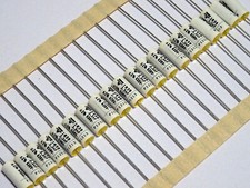 Konvolut 20x Vishay MKP1839 Kondensator axial 3,3nf 3300pf 630V=