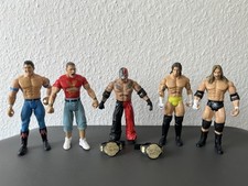 5 WWE Actionfiguren mit Championgürtel, Rey Mysterio, John Cena,Triple H,CM Punk