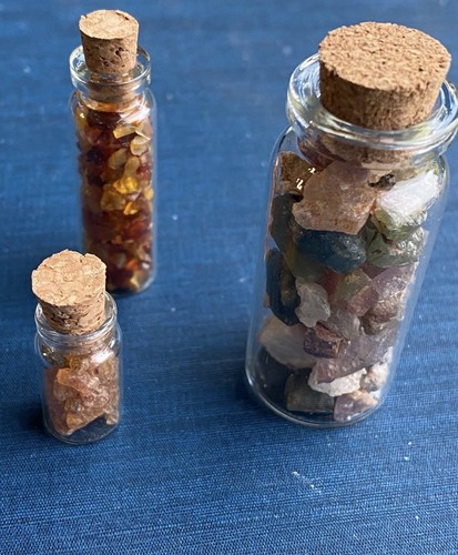 Mineralien glasfläschchen - mineralien,