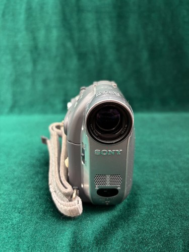 Sony handycam dcr hc17e - sony,