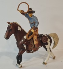 SCHLEICH/PAPO COWBOY MIT PFERD