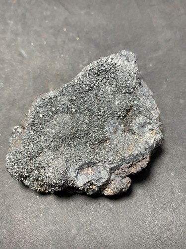 Pyrolusit grube - pyrolusit,,