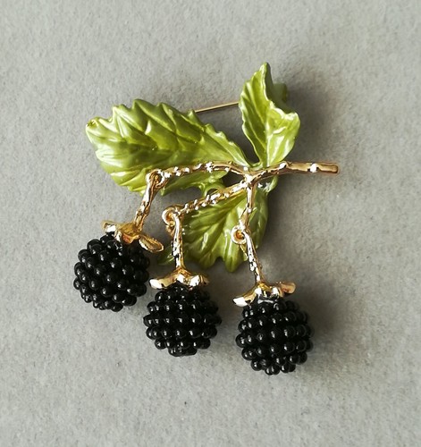 Brombeeren brosche gold - brombeeren,