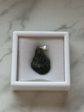 Natürlicher moldavit rohstein - natürlicher,