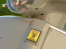 Vespa Emblem Kaskade Aufkleber