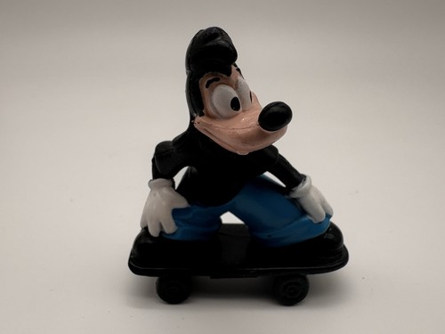 Disney max goof auf skateboard - disney,