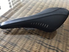 Fizik Arione Sattel Schöner Zustand Schwarz 