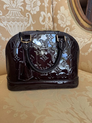Louis vuitton alma vernis - bb,