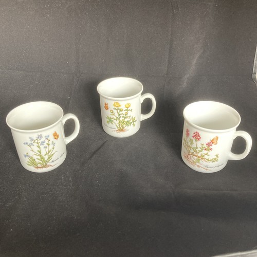 Set aus drei tassen - aus,