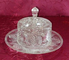 Große Pressglas, runde Käseglocke , Butterglocke wunderschön geschliffen.