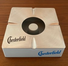 Neuwertiger, quadratischer