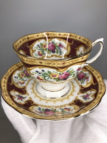 Vintage royal albert - royal,