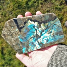 Mattschliff Rohstein