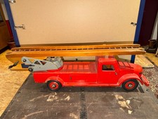 Holzfeuerwehr Feuerwehrauto