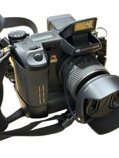 Konica Minolta Dimage A2 Digitalkamera 8.0 MP mit Zubehörpaket