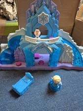 Little People, Elsa Eispalast