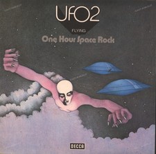 Ufo flying one - -,