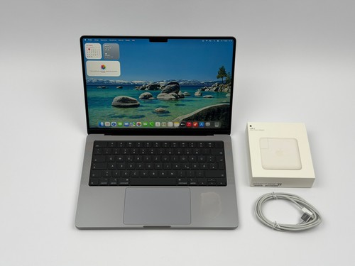 Apple macbook pro - pro, max