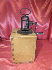 Antike Butterschleuder Butter Holz Metall Mechanische Kurbel (5016)