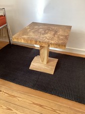 Baumscheibe aus einer Kastanie als Tisch im Art-Déco Style  48cm x 48cmx 44cm -