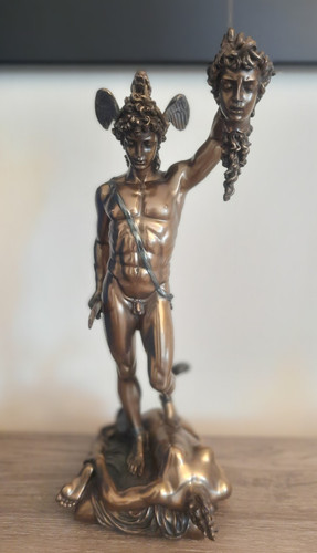 Perseus benvenuto cellini - perseus,