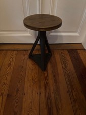 Alter Industriehocker