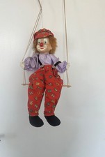 Clown Marionette Große Puppe auf Schaukel
