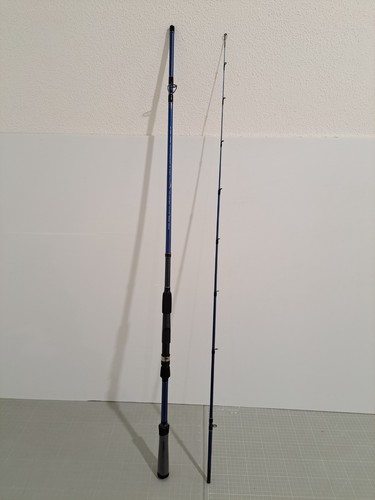 Cinnetic blue line light boat - line,