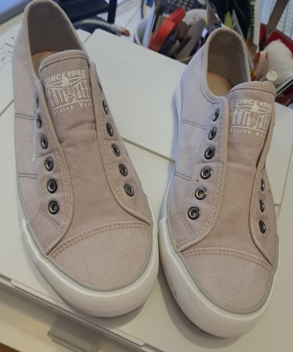 sneaker
