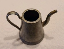 Miniatur Kanne aus Zinn für Setzkasten - Puppenhaus - aus England - Nr. 756152