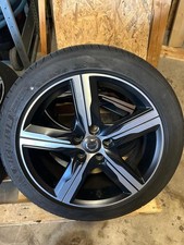 4x Aluminiumfelgen + Reifen, Volvo V40, 17 Zoll 7J 5x108 ET50