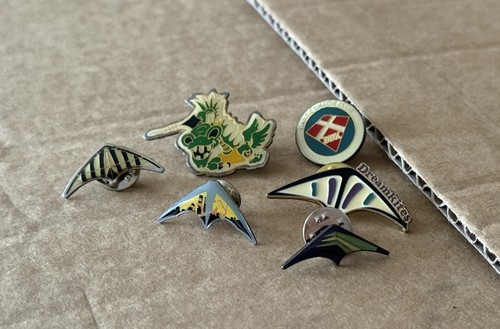 Ansteckpins konvolut - 5x,