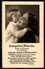 Mutter mit ihrer Tochter auf