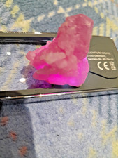 Korund Var.  Natur-Rubin  aus den Marmorsteinbruch bei Prilep, Nordmazedonien